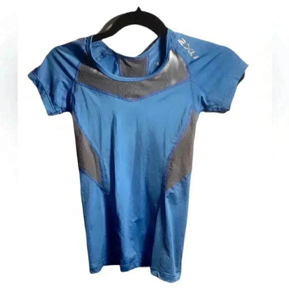 2XU blue grey compression training athletic wicking running short sleeve top XS - Picture 2 of 4